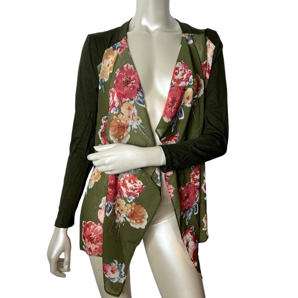 NWOT ALL FOR YOU brand Green Floral Long Sleeve Lightweight Draped Cardigan - Picture 9 of 9